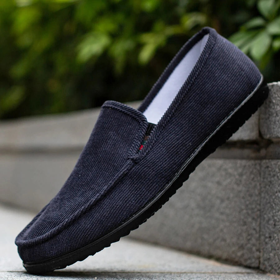 New Men Loafers Shoes Brand Fashion Soft Man Moccasins Loafers Canvas Slip-On Casual Shoes Men Outdoor Walking Men Footwear