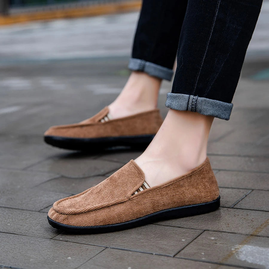 New Men Loafers Shoes Brand Fashion Soft Man Moccasins Loafers Canvas Slip-On Casual Shoes Men Outdoor Walking Men Footwear