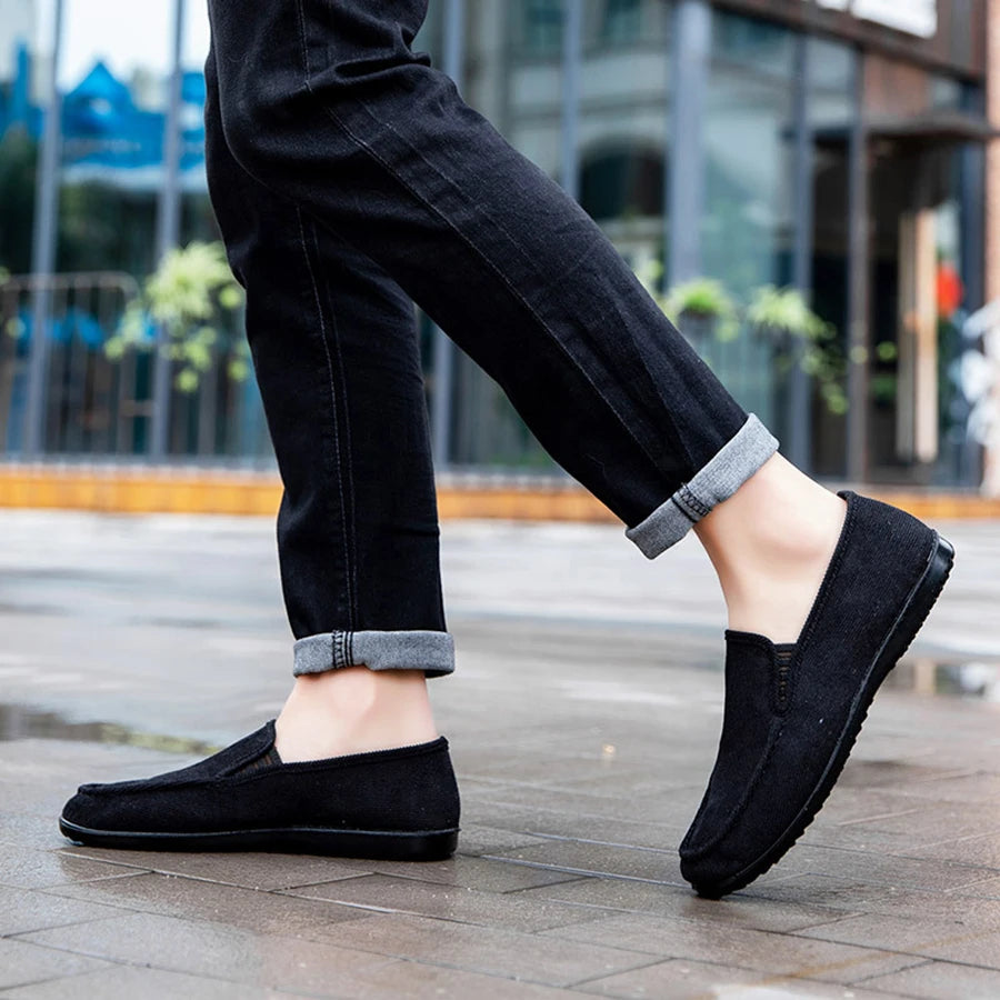 New Men Loafers Shoes Brand Fashion Soft Man Moccasins Loafers Canvas Slip-On Casual Shoes Men Outdoor Walking Men Footwear