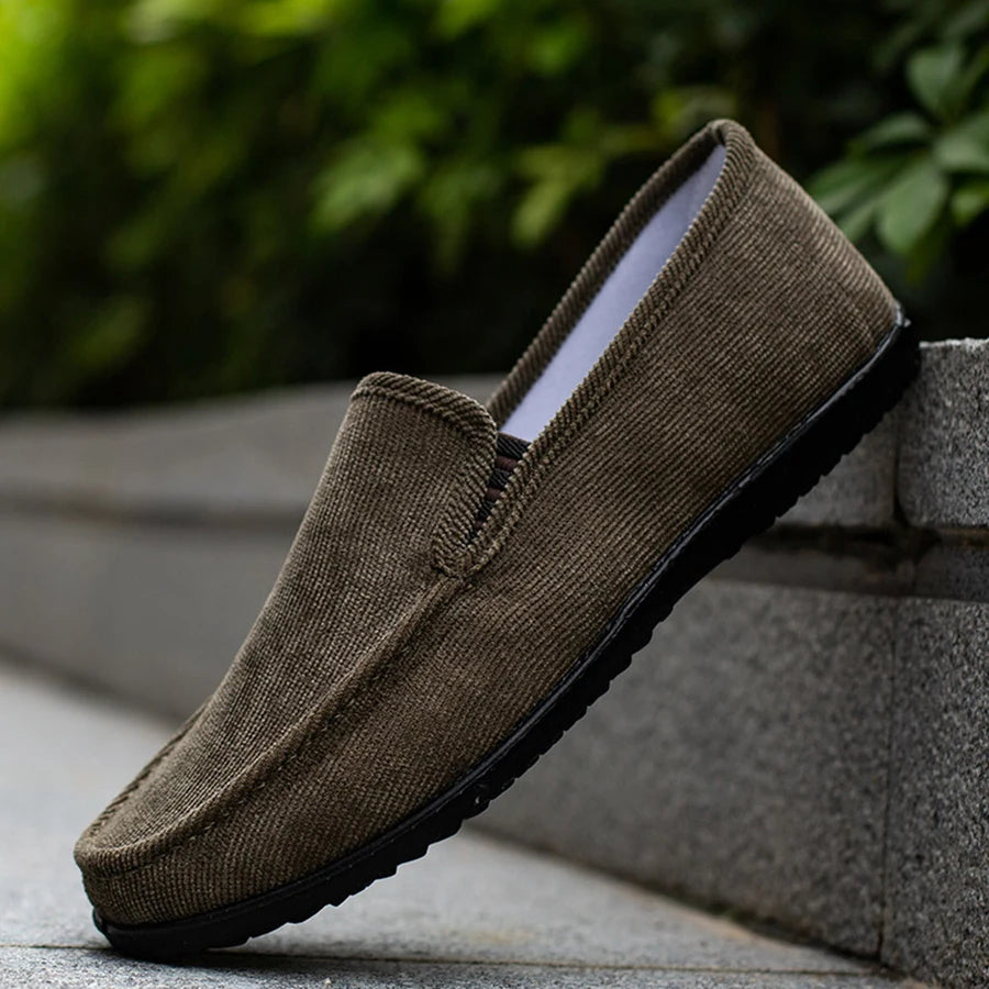 New Men Loafers Shoes Brand Fashion Soft Man Moccasins Loafers Canvas Slip-On Casual Shoes Men Outdoor Walking Men Footwear