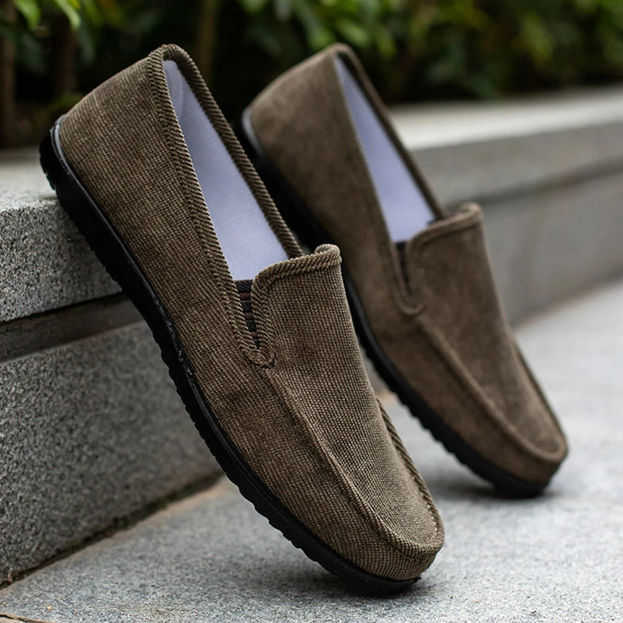 New Men Loafers Shoes Brand Fashion Soft Man Moccasins Loafers Canvas Slip-On Casual Shoes Men Outdoor Walking Men Footwear