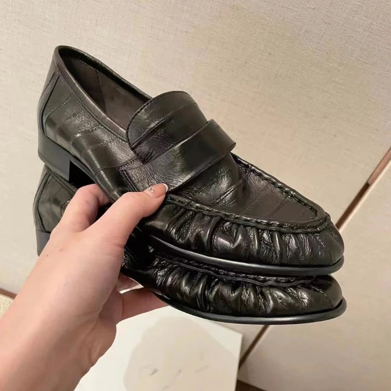 Loafers Woman Schoenen Dames Luxury 2025 Vintage Pleated Casual Single Shoes Commuting British-style Small leather Shoes Manual