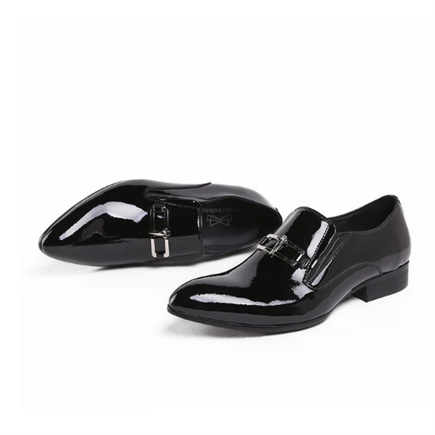 Men's pointy leather shoes, patent leather,  business suit, wedding, made of genuine leather, large size