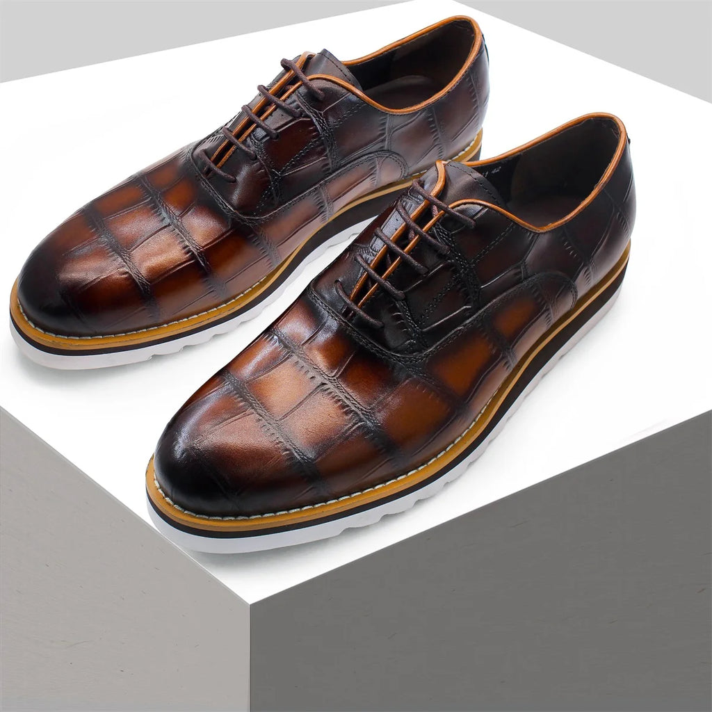 New Men's Business Leather Shoes Fashion Summer Lace-Up Blue Black Hand Carved Wedding Shoes Office Oxford Shoes