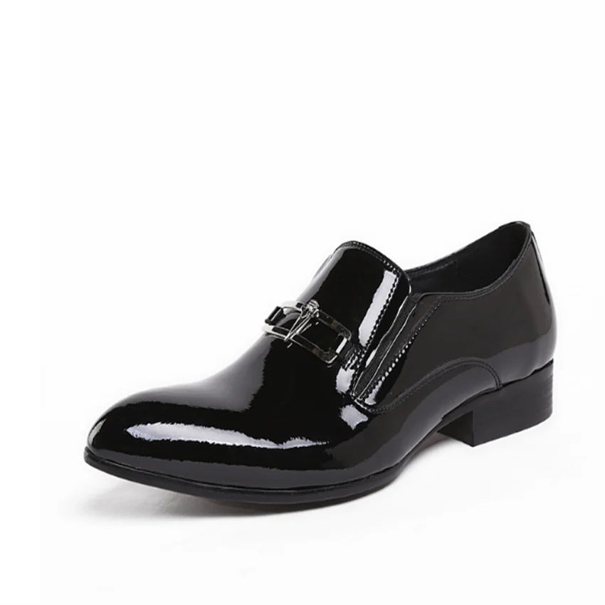 Men's pointy leather shoes, patent leather,  business suit, wedding, made of genuine leather, large size