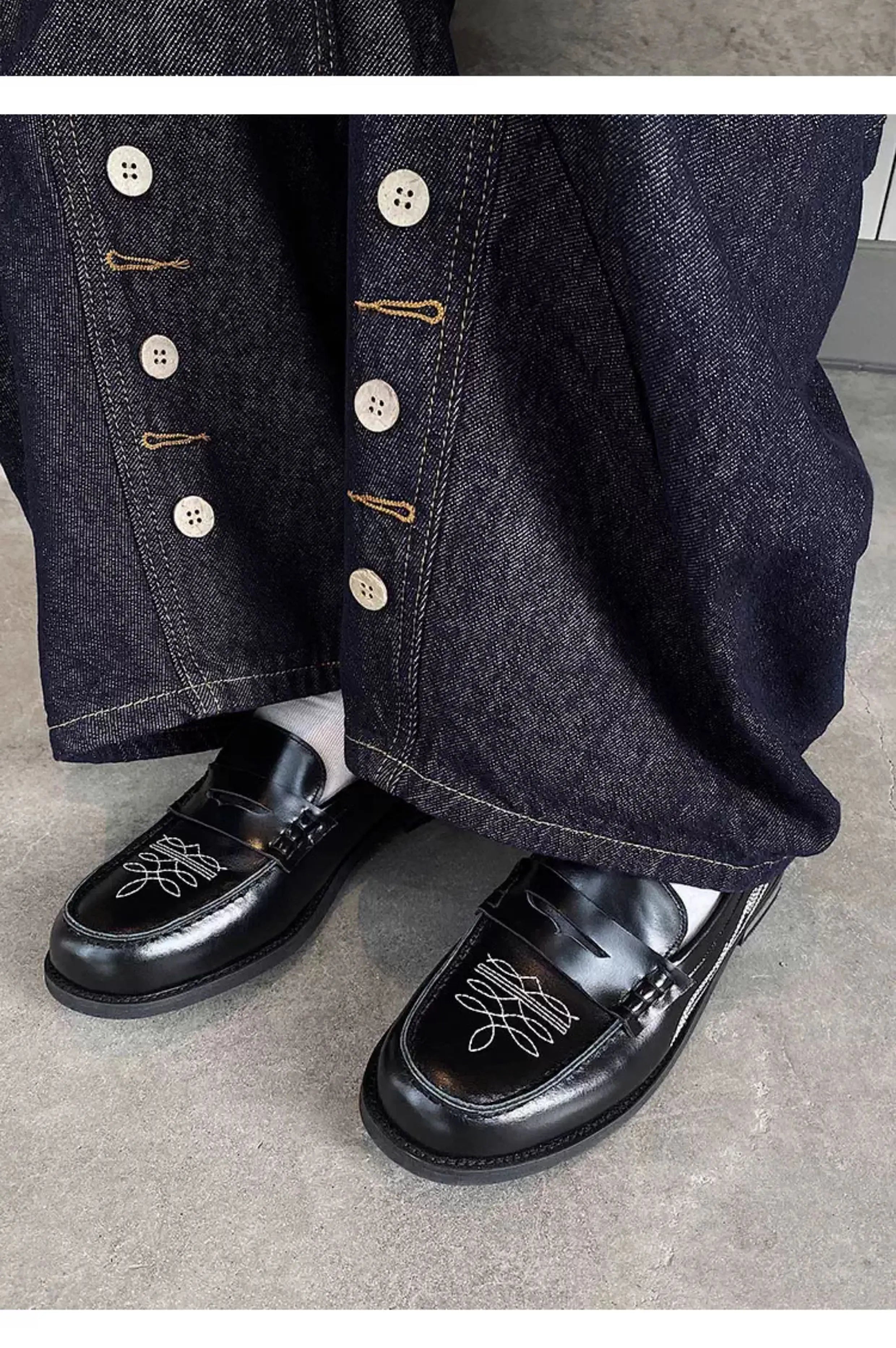 Loafers leather shoes for men Slip in Western style embroidery design for trendy dress shoes