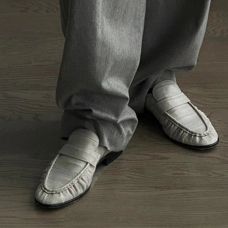 Loafers Woman Schoenen Dames Luxury 2025 Vintage Pleated Casual Single Shoes Commuting British-style Small leather Shoes Manual