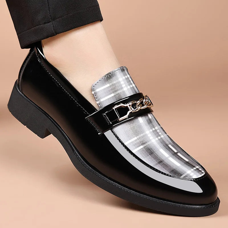 White Men's Dress Shoes Pointed Toe Oxfords Classic Business Men Leather Shoes Slip on Wedding Casual Shoes  Comfortable Loafers