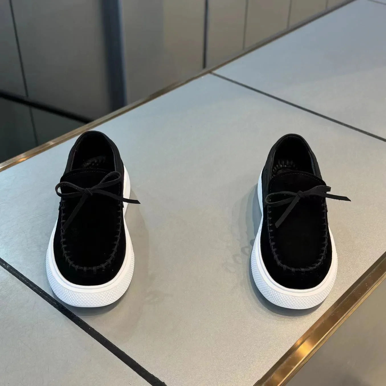 Mens Loafers Casual Leather Shoes for Men Slip on Moccasins Breathable Male Driving Shoes Comfort Soft Dress Footwear Men Shoes