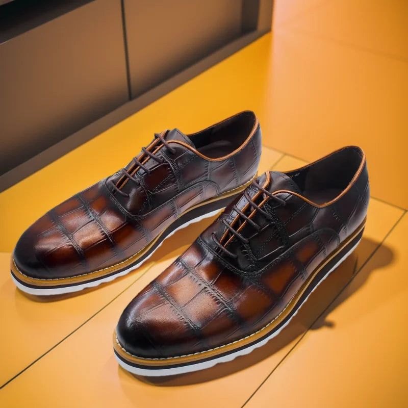 New Men's Business Leather Shoes Fashion Summer Lace-Up Blue Black Hand Carved Wedding Shoes Office Oxford Shoes