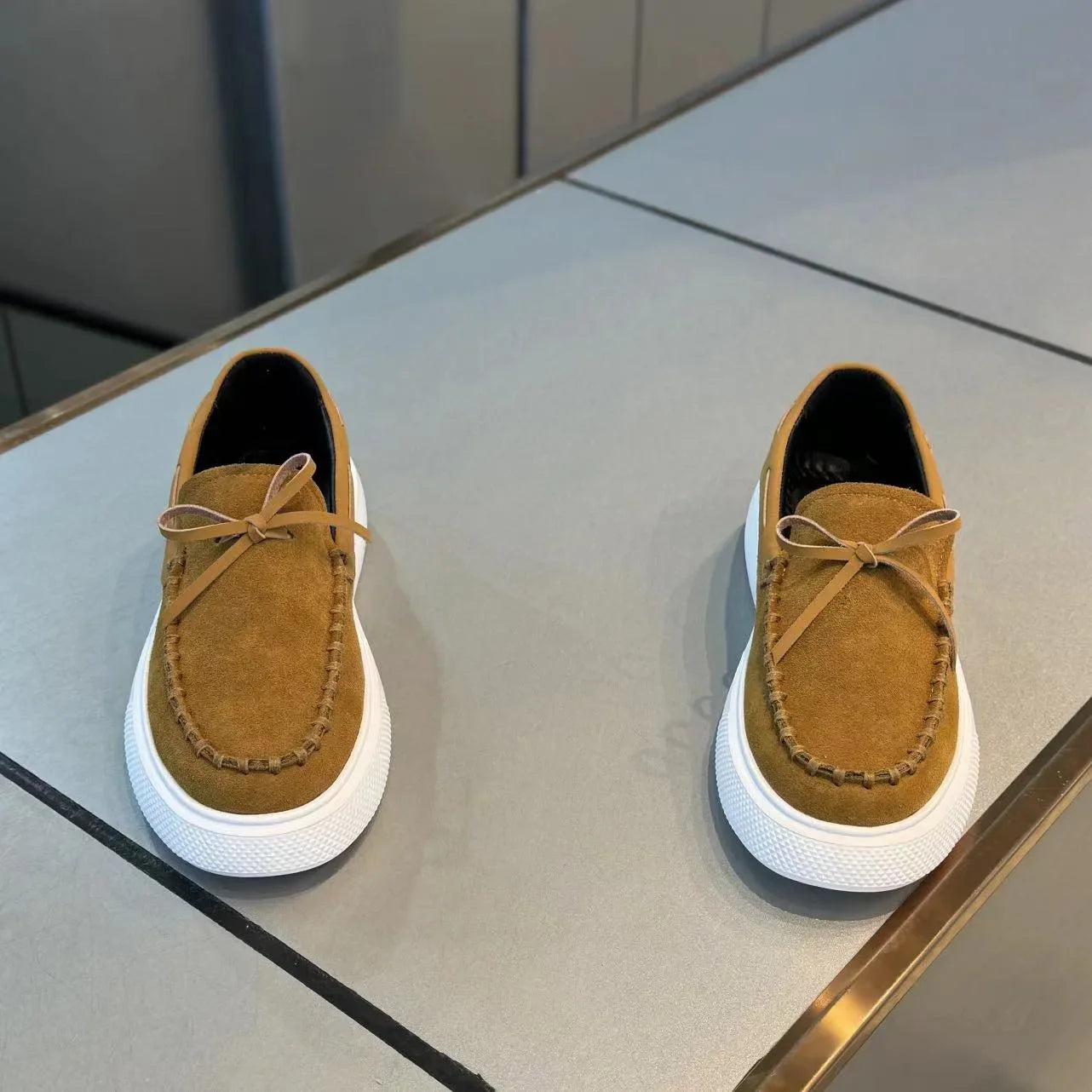 Mens Loafers Casual Leather Shoes for Men Slip on Moccasins Breathable Male Driving Shoes Comfort Soft Dress Footwear Men Shoes